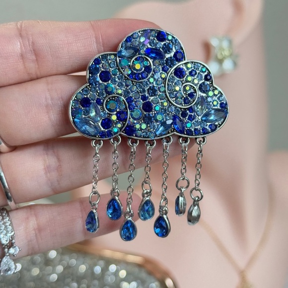 ⚜️🌧️ Cloudé | Blue and Silver Cloud Brooch 🌧️ - Picture 3 of 9